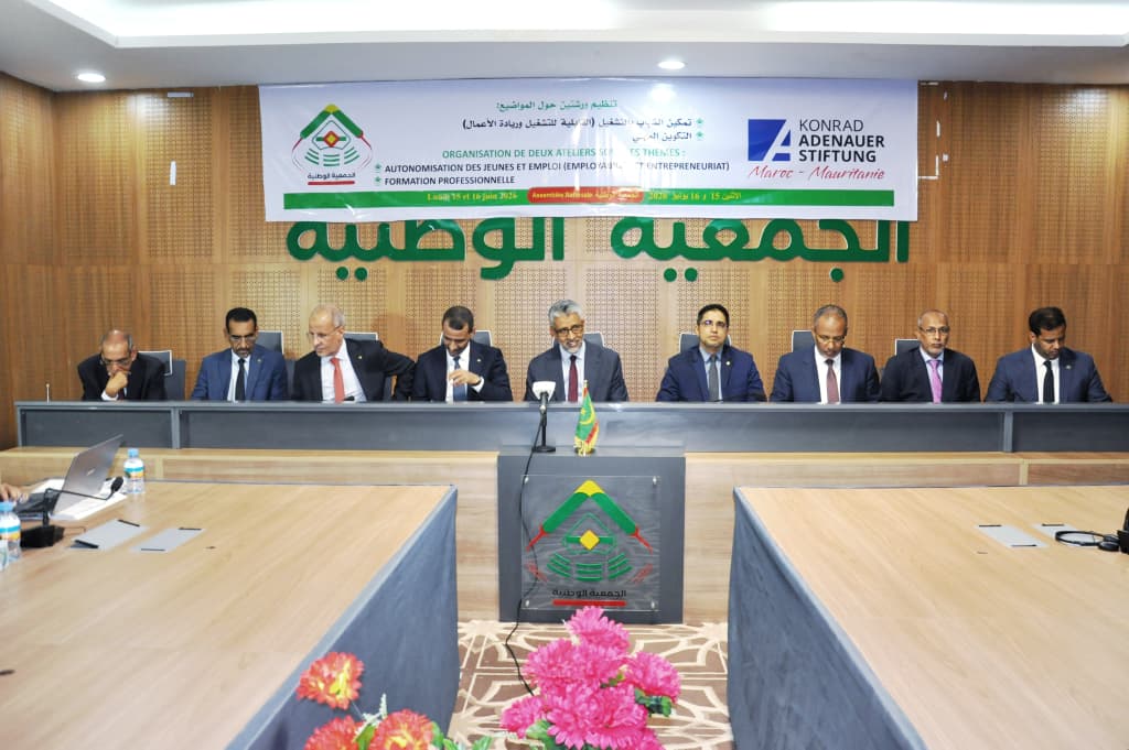 انطلاق ورشات حول التشغيل والتكوين المهني بمقر الجمعية الوطنية بالتعاون مع مؤسسة كونراد أديناور
